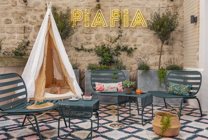 Terrace / outdoor patio